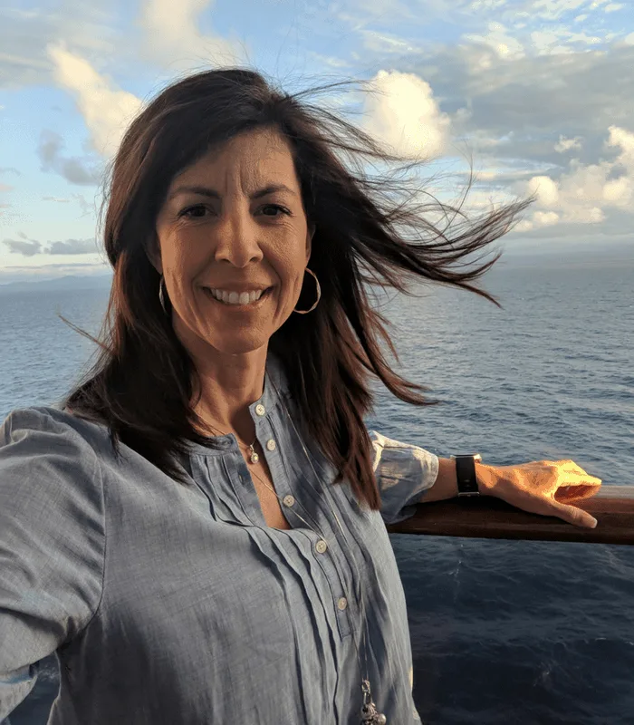 Stephanie on balcony on ship (1)