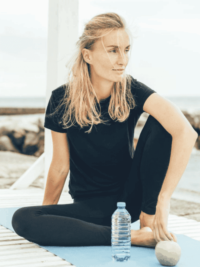 15 Min No Equipment Beginner Cardio Workout for Women Story