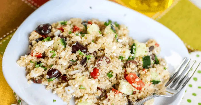 easy, quick greek quinoa salad in a bowl