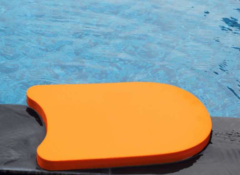 Easy 30 Minute Swim Workout for Beginners to Lose Weight