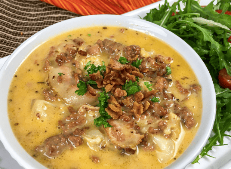 One Skillet Keto Bacon Cheeseburger Soup