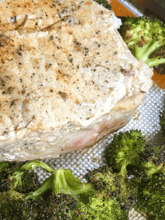 Sheet Pan Pork Chops with Garlic Broccoli Story