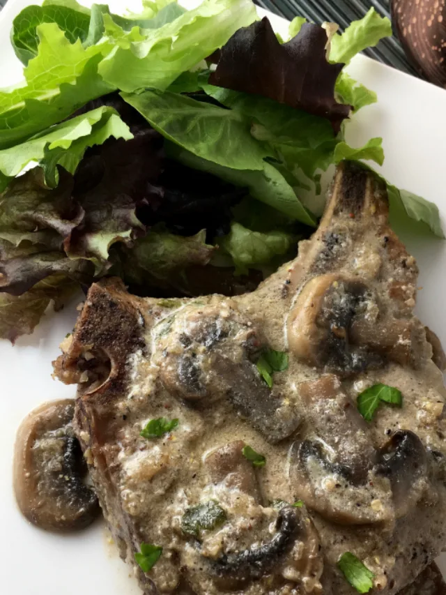 cropped-bone-in-pork-chops-1.png