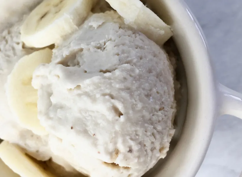 cup of frozen yogurt with bananas