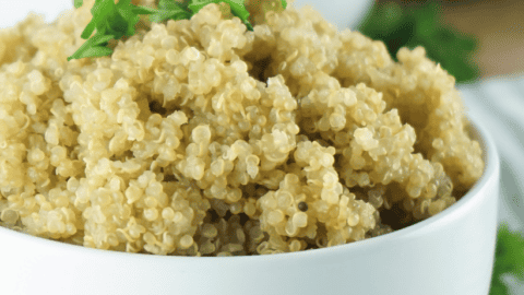 instant pot quinoa in serving bowl