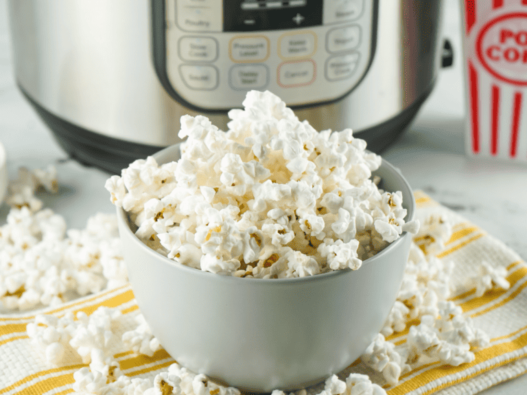 Instant Pot Popcorn (+ 7 Yummy Seasonings)