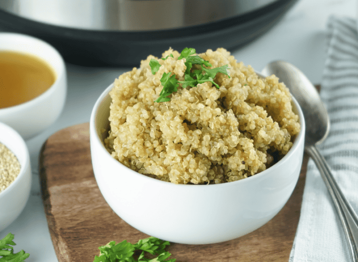 How Long Does Quinoa Last in the Fridge? (With Easy Quinoa Instant Pot Recipe)