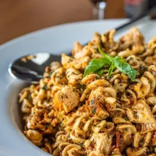 Sun-Dried Tomato Pesto Pasta with Grilled Chicken