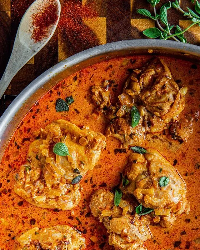 Garlic Paprika Braised Chicken