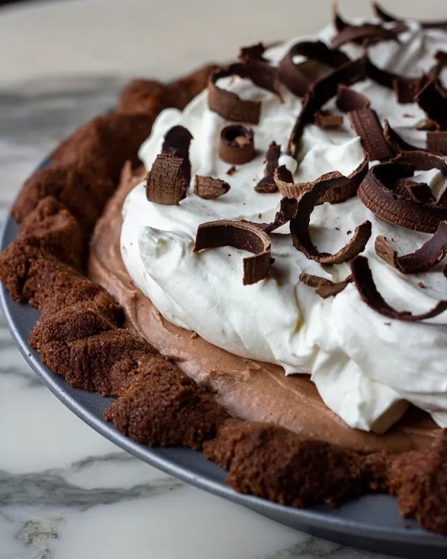 Keto Chocolate French Silk Pie