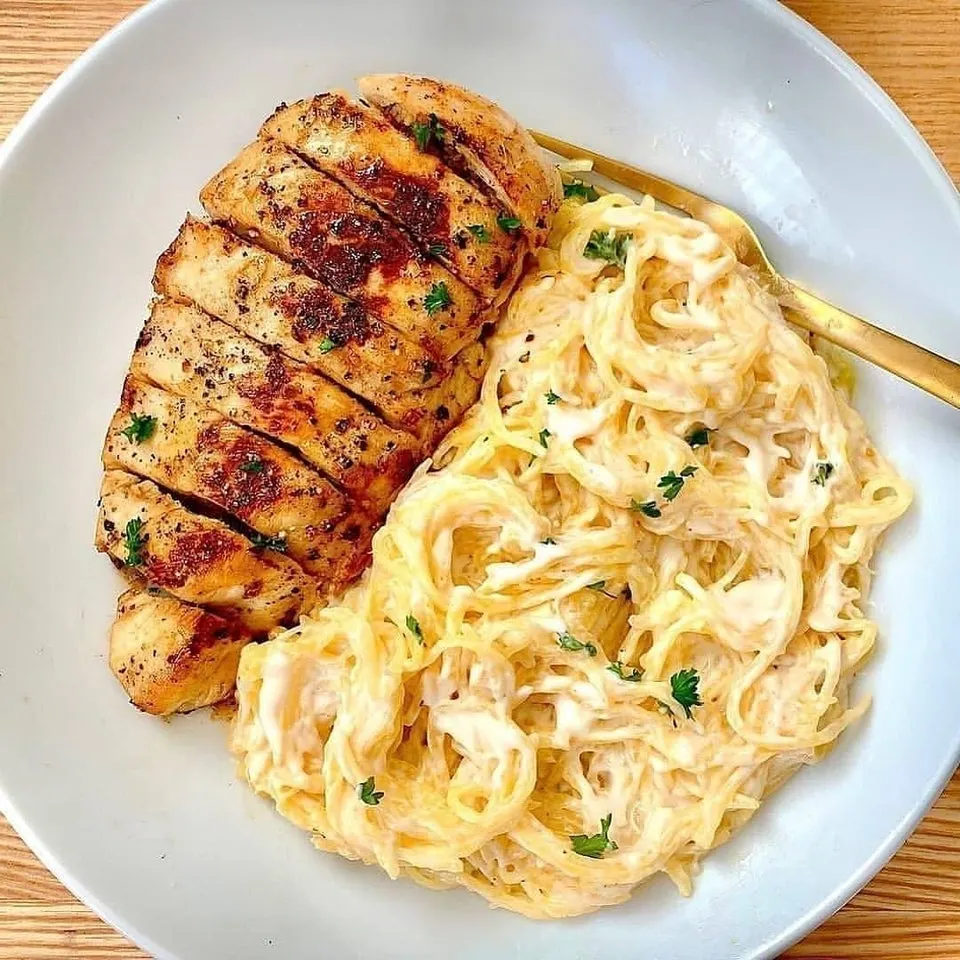 Spaghetti Squash Alfredo