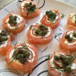 Smoked Salmon With Dill Cream Cheese And Capers